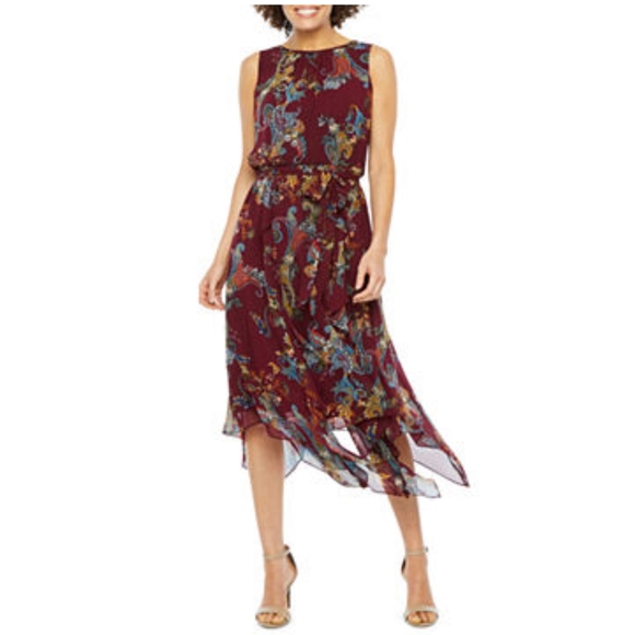 Danny & Nicole Dresses & Skirts - Woman's sleeveless midi dress